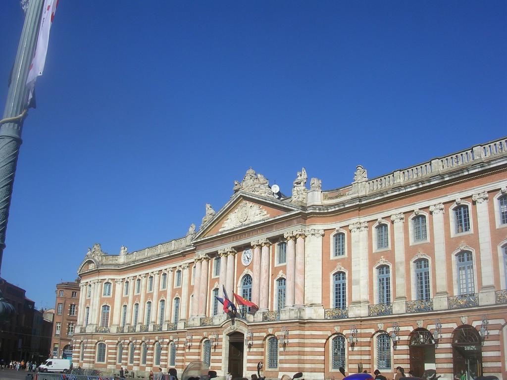 Hotel Ours Blanc - Victor Hugo Toulouse Kültér fotó